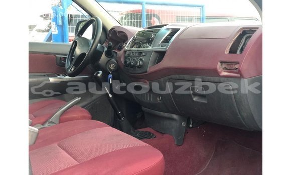 Buy Import Toyota Hilux White Car in Import - Dubai in Andijon Buy Import Toyota Hilux White Car in Import - Dubai in Andijon