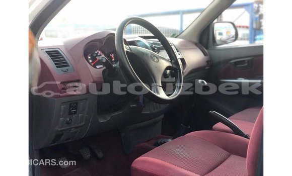 Buy Import Toyota Hilux White Car in Import - Dubai in Andijon Buy Import Toyota Hilux White Car in Import - Dubai in Andijon