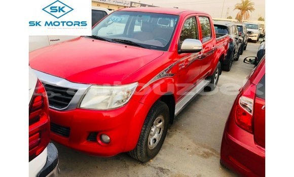 Buy Import Toyota Hilux Red Car in Import - Dubai in Andijon