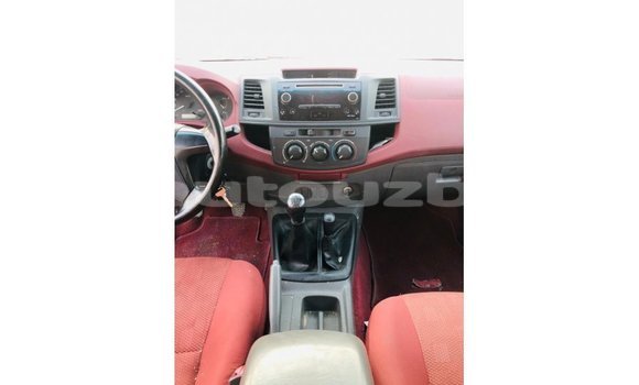 Buy Import Toyota Hilux Red Car in Import - Dubai in Andijon Buy Import Toyota Hilux Red Car in Import - Dubai in Andijon