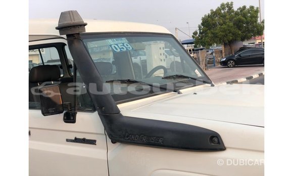 Buy Import Toyota Land Cruiser White Car in Import - Dubai in Andijon Buy Import Toyota Land Cruiser White Car in Import - Dubai in Andijon