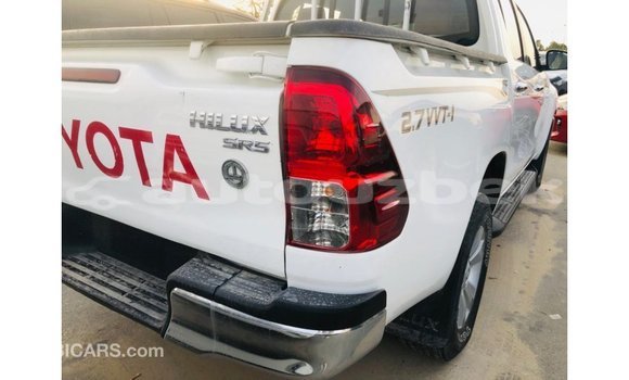Buy Import Toyota Hilux White Car in Import - Dubai in Andijon Buy Import Toyota Hilux White Car in Import - Dubai in Andijon