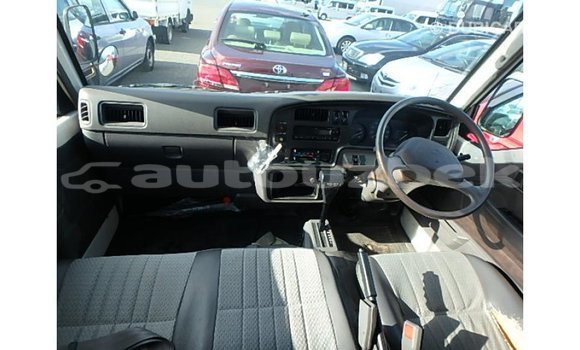 Buy Import Nissan Caravan White Car in Import - Dubai in Andijon Buy Import Nissan Caravan White Car in Import - Dubai in Andijon