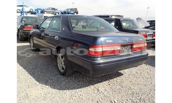 Buy Import Toyota Crown Blue Car in Import - Dubai in Andijon Buy Import Toyota Crown Blue Car in Import - Dubai in Andijon