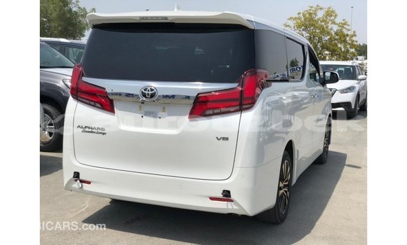 Buy Import Toyota Alphard White Car in Import - Dubai in Andijon Buy Import Toyota Alphard White Car in Import - Dubai in Andijon