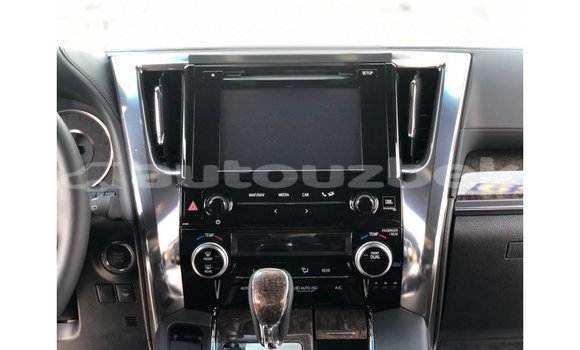 Buy Import Toyota Alphard White Car in Import - Dubai in Andijon Buy Import Toyota Alphard White Car in Import - Dubai in Andijon