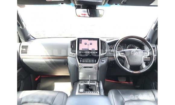 Buy Import Toyota Land Cruiser White Car in Import - Dubai in Andijon Buy Import Toyota Land Cruiser White Car in Import - Dubai in Andijon