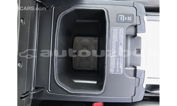 Buy Import Toyota Land Cruiser White Car in Import - Dubai in Andijon Buy Import Toyota Land Cruiser White Car in Import - Dubai in Andijon