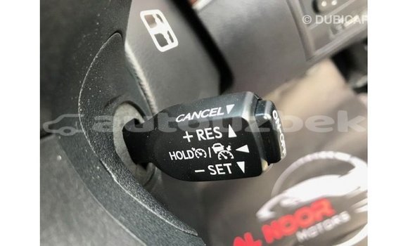 Buy Import Toyota Land Cruiser White Car in Import - Dubai in Andijon Buy Import Toyota Land Cruiser White Car in Import - Dubai in Andijon