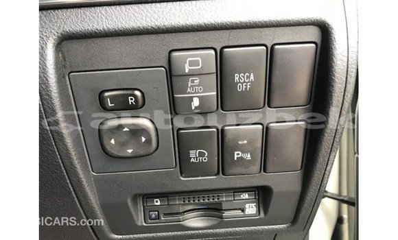 Buy Import Toyota Land Cruiser White Car in Import - Dubai in Andijon Buy Import Toyota Land Cruiser White Car in Import - Dubai in Andijon