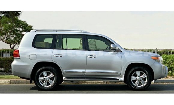 Buy Import Toyota Land Cruiser Other Car in Import - Dubai in Andijon Buy Import Toyota Land Cruiser Other Car in Import - Dubai in Andijon