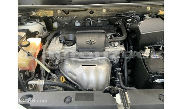 Buy Import Toyota 4Runner White Car in Import - Dubai in Andijon Buy Import Toyota 4Runner White Car in Import - Dubai in Andijon