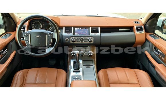 Buy Import Land Rover Range Rover White Car in Import - Dubai in Andijon Buy Import Land Rover Range Rover White Car in Import - Dubai in Andijon