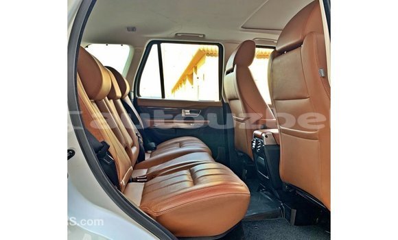 Buy Import Land Rover Range Rover White Car in Import - Dubai in Andijon Buy Import Land Rover Range Rover White Car in Import - Dubai in Andijon