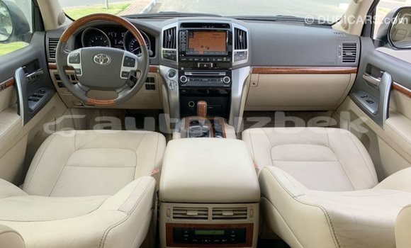 Buy Import Toyota Land Cruiser White Car in Import - Dubai in Andijon Buy Import Toyota Land Cruiser White Car in Import - Dubai in Andijon