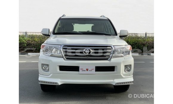 Buy Import Toyota Land Cruiser White Car in Import - Dubai in Andijon Buy Import Toyota Land Cruiser White Car in Import - Dubai in Andijon