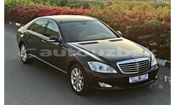 Buy Import Mercedes-Benz 200 Blue Car in Import - Dubai in Andijon