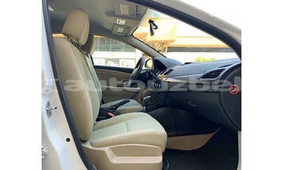 Buy Import Renault Fluence White Car in Import - Dubai in Andijon Buy Import Renault Fluence White Car in Import - Dubai in Andijon