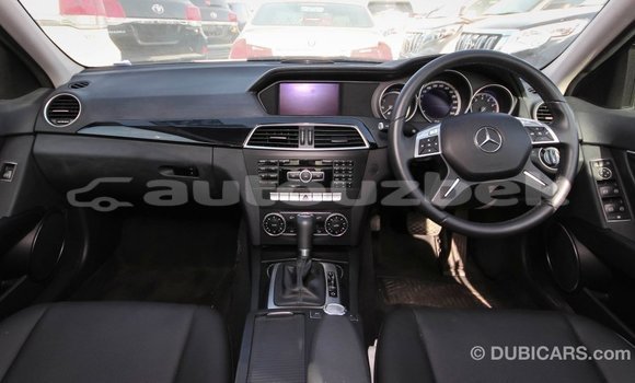 Buy Import Mercedes-Benz 200 White Car in Import - Dubai in Andijon Buy Import Mercedes-Benz 200 White Car in Import - Dubai in Andijon