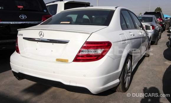 Buy Import Mercedes-Benz 200 White Car in Import - Dubai in Andijon Buy Import Mercedes-Benz 200 White Car in Import - Dubai in Andijon