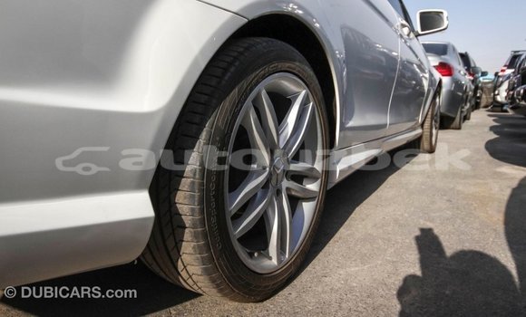 Buy Import Mercedes-Benz 200 White Car in Import - Dubai in Andijon Buy Import Mercedes-Benz 200 White Car in Import - Dubai in Andijon