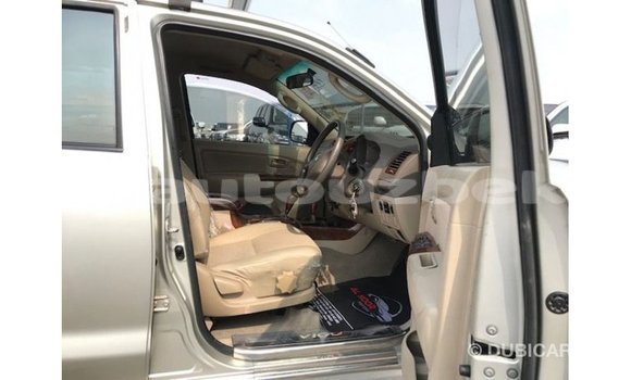 Buy Import Toyota Hilux Other Car in Import - Dubai in Andijon Buy Import Toyota Hilux Other Car in Import - Dubai in Andijon