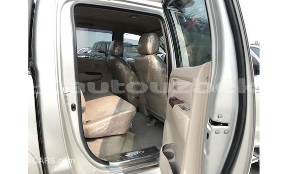 Buy Import Toyota Hilux Other Car in Import - Dubai in Andijon Buy Import Toyota Hilux Other Car in Import - Dubai in Andijon