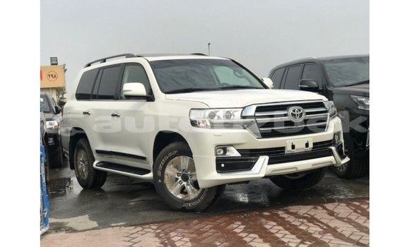 Buy Import Toyota Land Cruiser White Car in Import - Dubai in Andijon Buy Import Toyota Land Cruiser White Car in Import - Dubai in Andijon