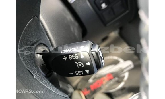 Buy Import Toyota Land Cruiser White Car in Import - Dubai in Andijon Buy Import Toyota Land Cruiser White Car in Import - Dubai in Andijon