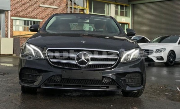 Buy Used Mercedes-Benz E-klasse Black Car in Tashkent in Toskent