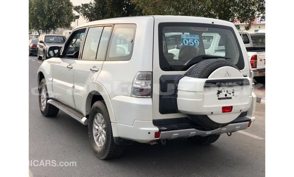 Buy Import Mitsubishi Pajero White Car in Import - Dubai in Andijon Buy Import Mitsubishi Pajero White Car in Import - Dubai in Andijon