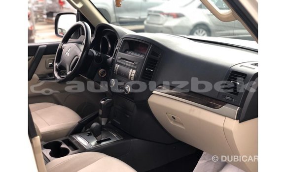 Buy Import Mitsubishi Pajero White Car in Import - Dubai in Andijon Buy Import Mitsubishi Pajero White Car in Import - Dubai in Andijon