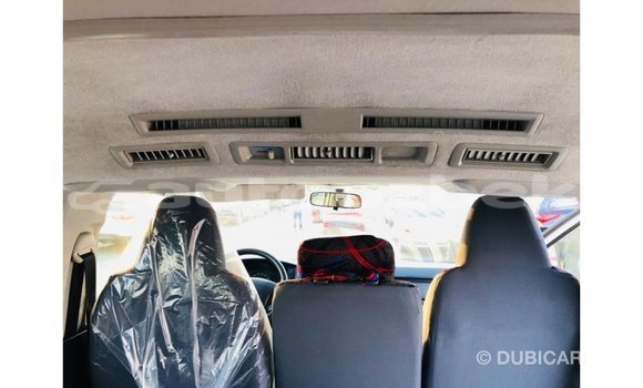 Buy Import Toyota Hiace White Car in Import - Dubai in Andijon Buy Import Toyota Hiace White Car in Import - Dubai in Andijon