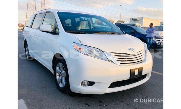 Buy Import Toyota Sienna White Car in Import - Dubai in Andijon Buy Import Toyota Sienna White Car in Import - Dubai in Andijon