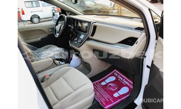 Buy Import Toyota Sienna White Car in Import - Dubai in Andijon Buy Import Toyota Sienna White Car in Import - Dubai in Andijon