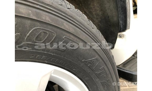 Buy Import Toyota Prado White Car in Import - Dubai in Andijon Buy Import Toyota Prado White Car in Import - Dubai in Andijon