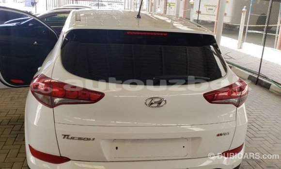 Buy Import Hyundai Tucson White Car in Import - Dubai in Andijon Buy Import Hyundai Tucson White Car in Import - Dubai in Andijon
