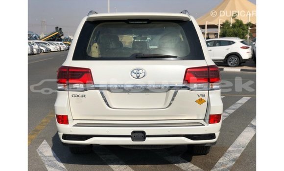 Buy Import Toyota Land Cruiser White Car in Import - Dubai in Andijon Buy Import Toyota Land Cruiser White Car in Import - Dubai in Andijon