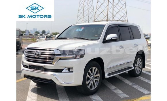 Buy Import Toyota Land Cruiser White Car in Import - Dubai in Andijon Buy Import Toyota Land Cruiser White Car in Import - Dubai in Andijon