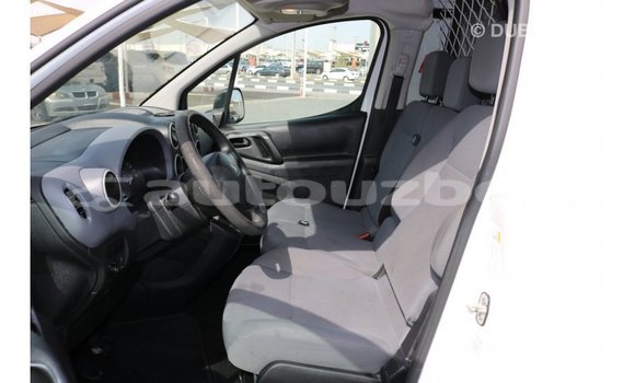 Buy Import Peugeot Partner White Car in Import - Dubai in Andijon