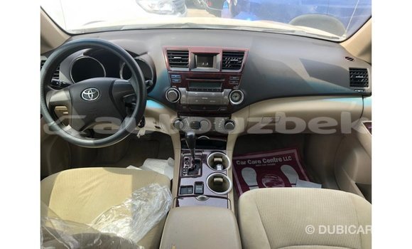 Buy Import Toyota Highlander Other Car in Import - Dubai in Andijon Buy Import Toyota Highlander Other Car in Import - Dubai in Andijon