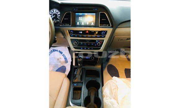 Buy Import Hyundai Sonata Red Car in Import - Dubai in Andijon Buy Import Hyundai Sonata Red Car in Import - Dubai in Andijon