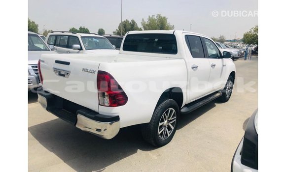 Buy Import Toyota Hilux White Car in Import - Dubai in Andijon Buy Import Toyota Hilux White Car in Import - Dubai in Andijon