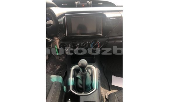 Buy Import Toyota Hilux White Car in Import - Dubai in Andijon Buy Import Toyota Hilux White Car in Import - Dubai in Andijon