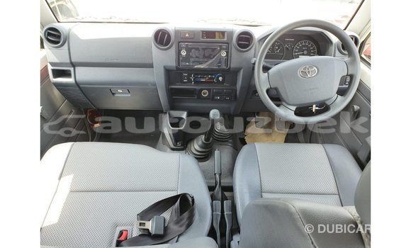 Buy Import Toyota Land Cruiser White Car in Import - Dubai in Andijon Buy Import Toyota Land Cruiser White Car in Import - Dubai in Andijon