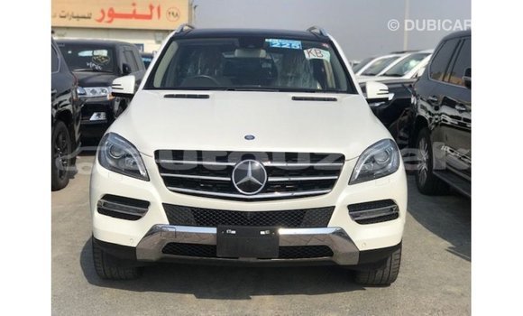 Buy Import Mercedes-Benz 190 White Car in Import - Dubai in Andijon Buy Import Mercedes-Benz 190 White Car in Import - Dubai in Andijon