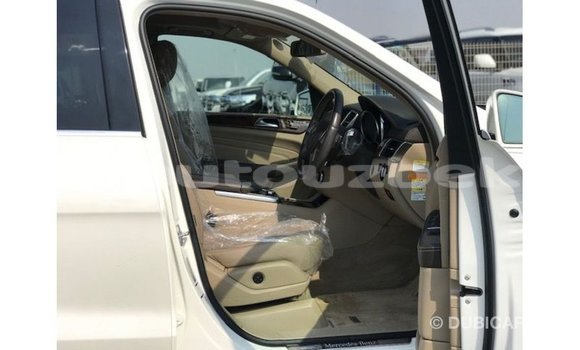 Buy Import Mercedes-Benz 190 White Car in Import - Dubai in Andijon Buy Import Mercedes-Benz 190 White Car in Import - Dubai in Andijon