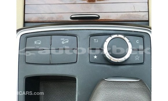 Buy Import Mercedes-Benz 190 White Car in Import - Dubai in Andijon Buy Import Mercedes-Benz 190 White Car in Import - Dubai in Andijon