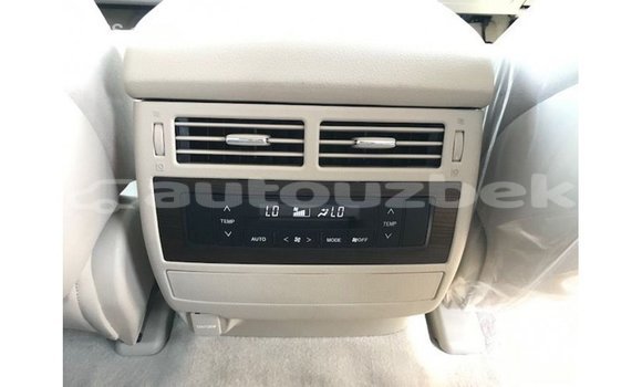 Buy Import Toyota Land Cruiser White Car in Import - Dubai in Andijon Buy Import Toyota Land Cruiser White Car in Import - Dubai in Andijon