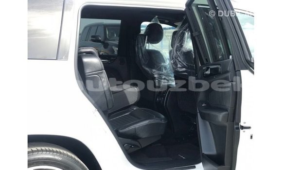 Buy Import Mercedes-Benz 190 White Car in Import - Dubai in Andijon Buy Import Mercedes-Benz 190 White Car in Import - Dubai in Andijon